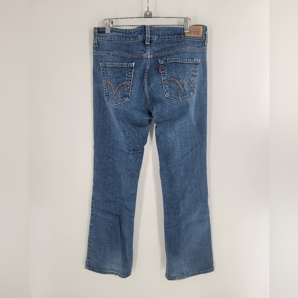 Levi's‎ 526 Slender Bootcut Mid Rise Jeans Size 10 - Picture 3 of 5